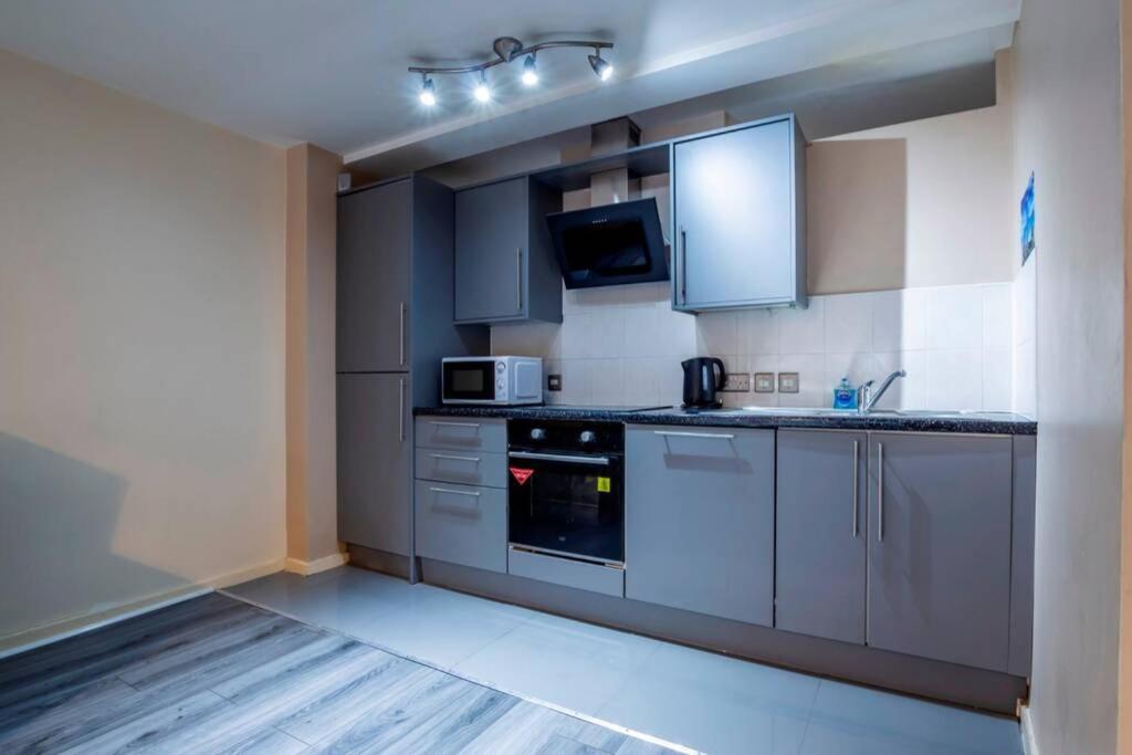 Central Apartment In The Heart Of ลิเวอร์พูล ภายนอก รูปภาพ