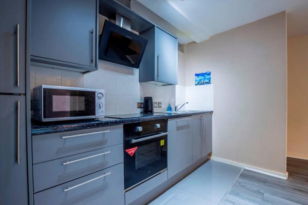 Central Apartment In The Heart Of ลิเวอร์พูล ภายนอก รูปภาพ